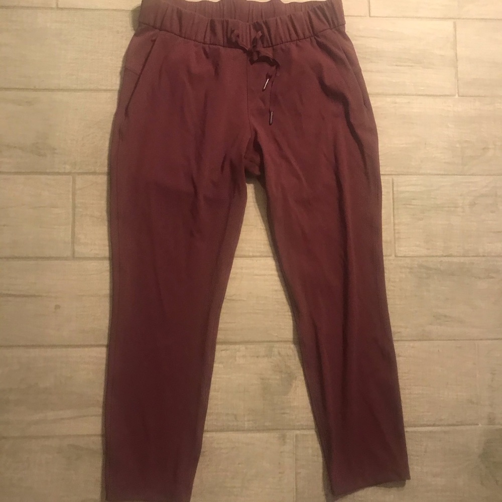 Lululemon on the Fly 7/8 pants